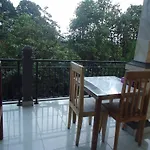 Kenari House