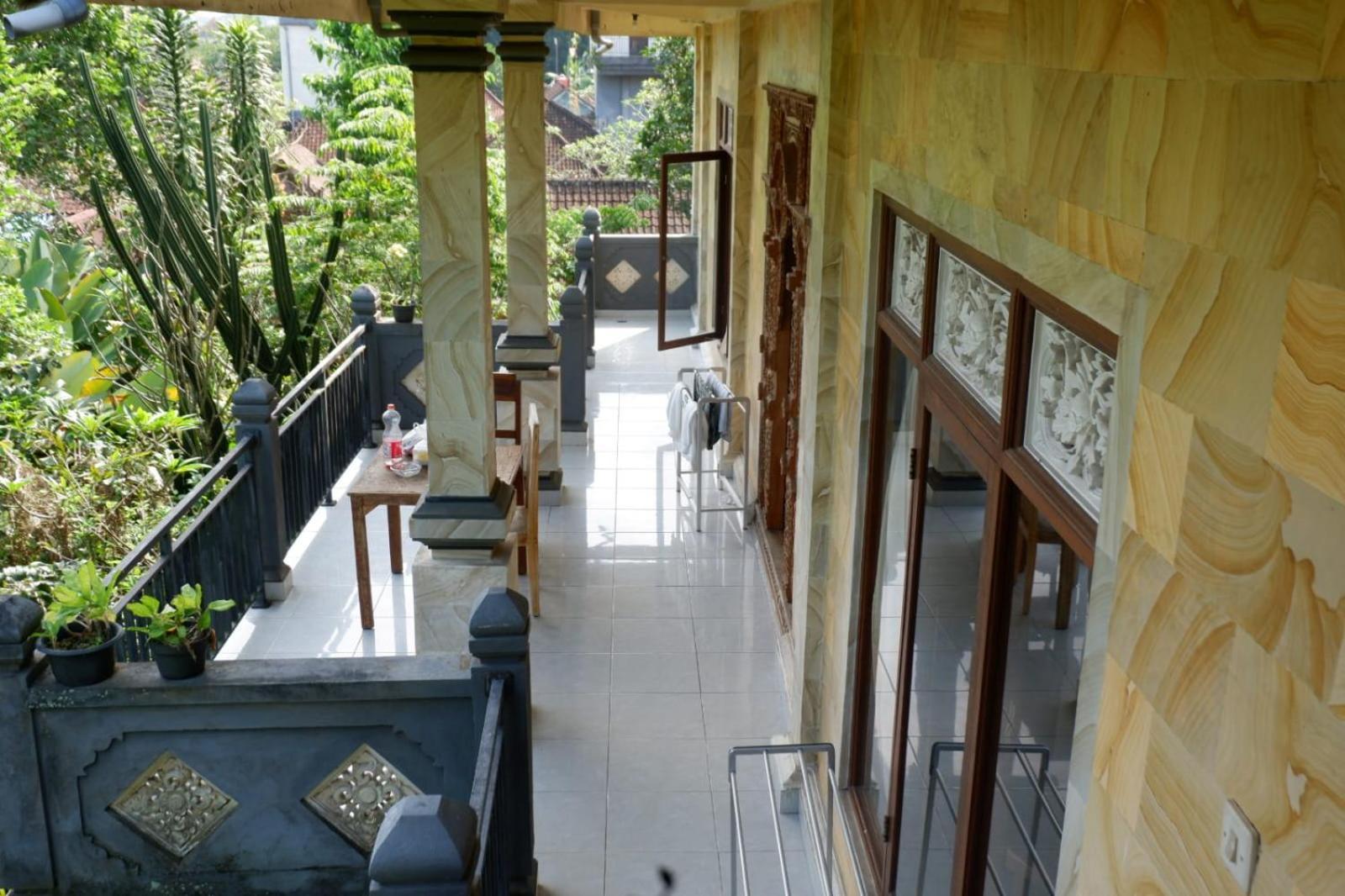 Gasthof Kenari House