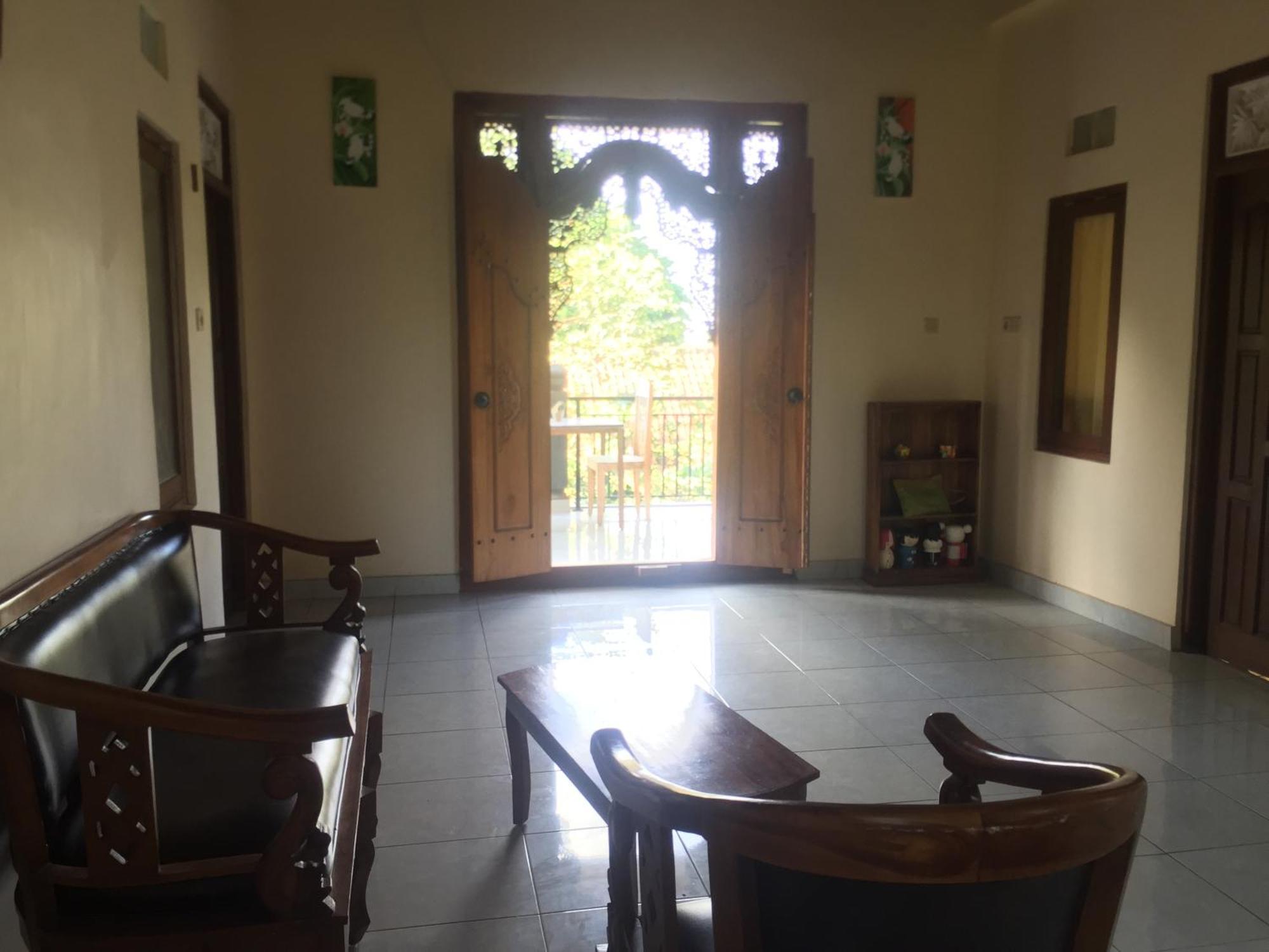Gasthof Kenari House