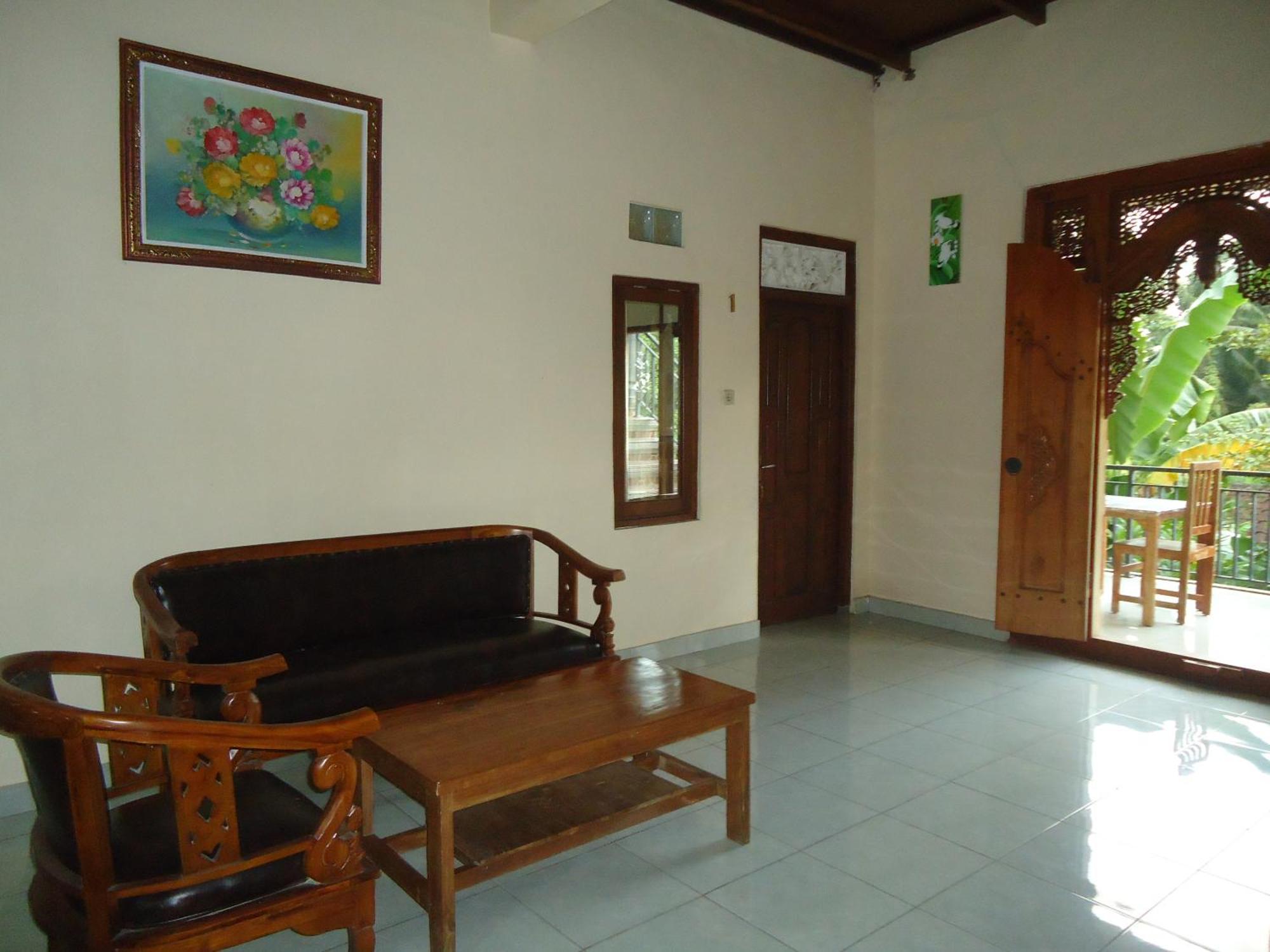 Kenari House Gasthof